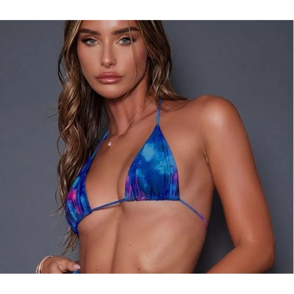 Prettylittlething Blue Acid Wash Contrast Tie Triangle Bikini Top 💙